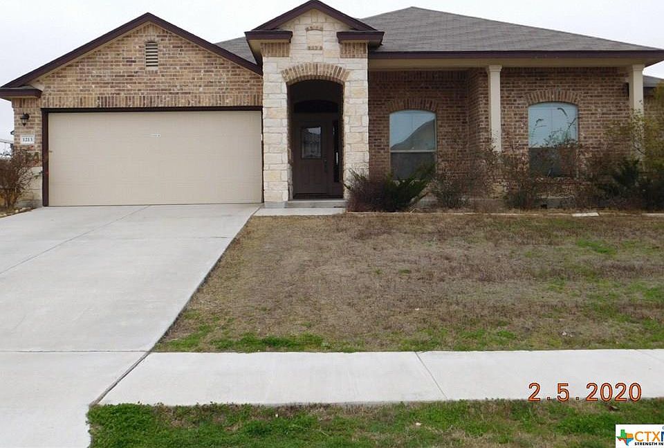 1st image of 1213 Hogg Ct