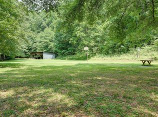 1340 Barrett Hollow Rd, Rogersville, TN 37857