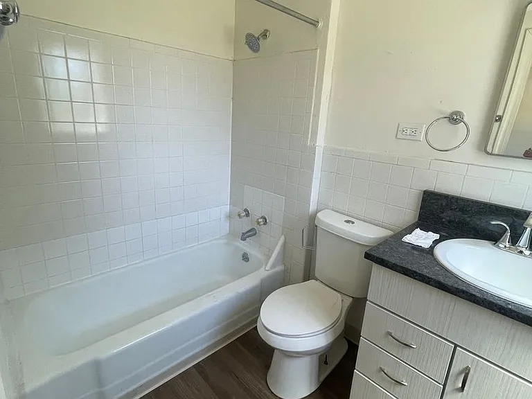 5532 S Grant St. — Photo 5