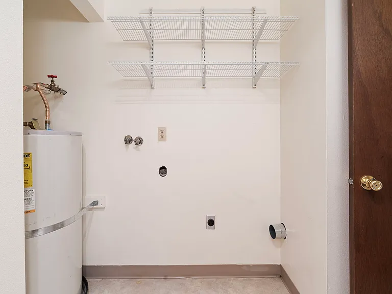 2229 Hawthorne St #C — Photo 10