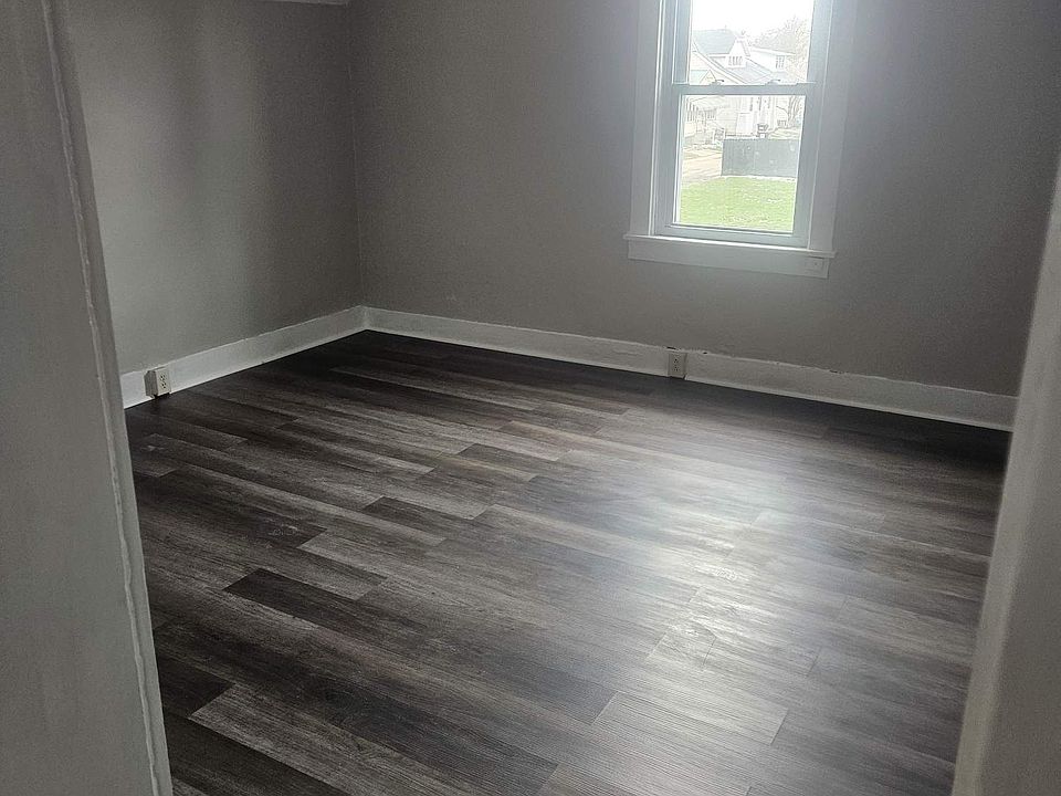 1st image of 207 E Hamtramck St #B
