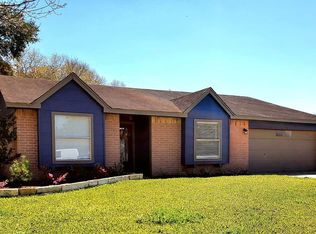 310 Oakdale Pl, League City, TX 77573