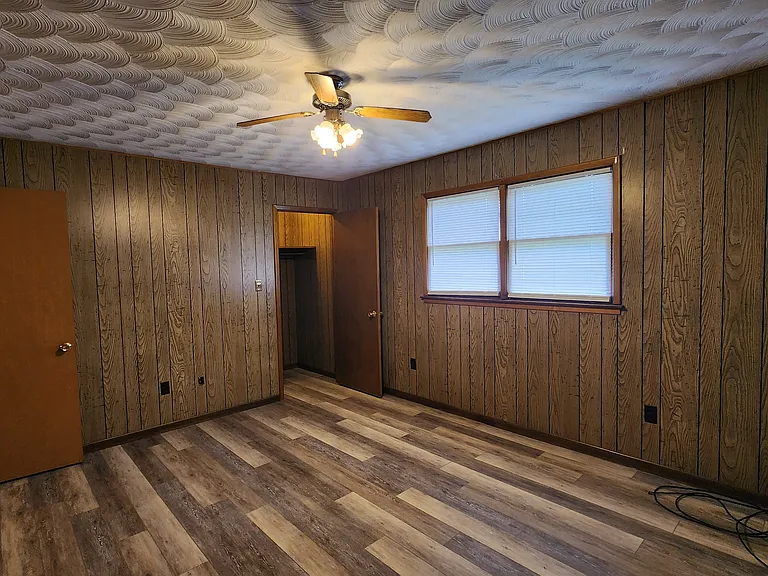 Hickory Hills Townhomes — Photo 12