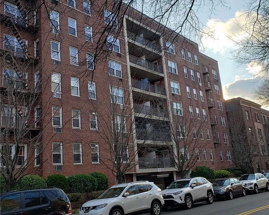 1st image of 144-30 Sanford Ave #1N