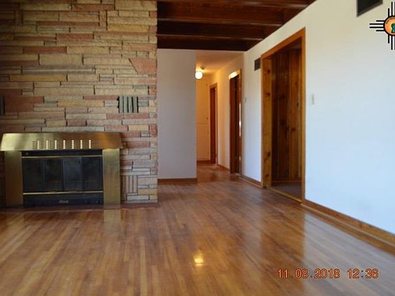 5th image of 1412 Red Rock Dr