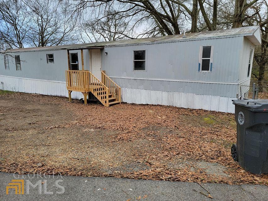2nd image of 9 Jones St