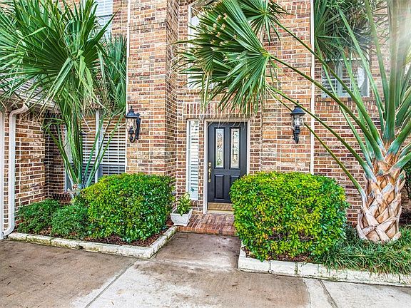 4th image of 3300 San Patricio Dr