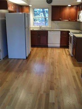 3rd image of 687 N Meadowcrest Cir