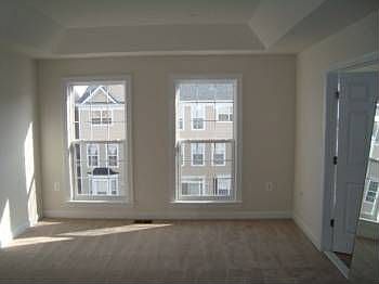 5th image of 2508 Einstein St #262