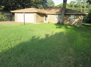 162 W Saint Clair Dr, Irving, TX 75061