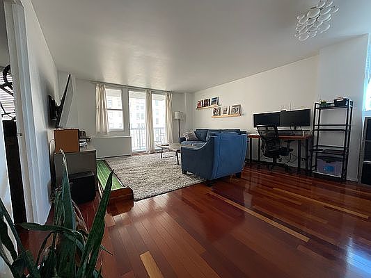2nd image of 420 W 23rd St APT 10B