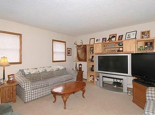 419 View St APT 1, Saint Paul, MN 55102