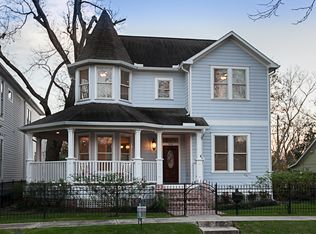 906 Aurora St, Houston, TX 77009