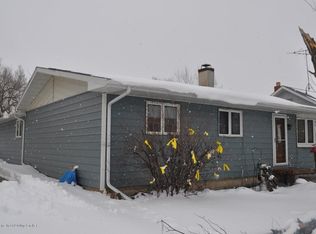 404 6th Ave W, Lemmon, SD 57638