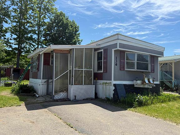 3rd image of 136 Seventh Street