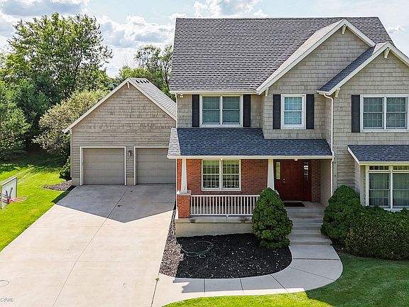 3rd image of 5066 N Pin Oak Turn