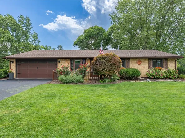 140 Cloverwood Dr, Dayton, OH 45458