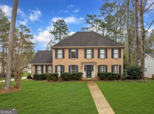 4346 Saint Michaels Dr SW, Lilburn, GA 30047