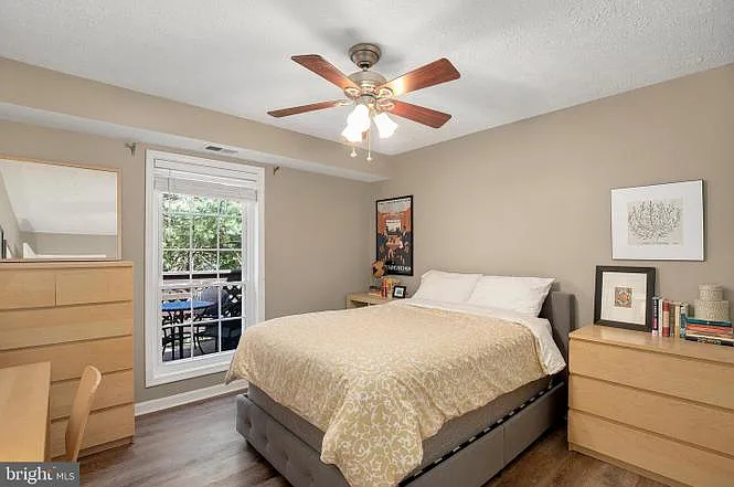 9937 Oakton Terrace Rd — Photo 29