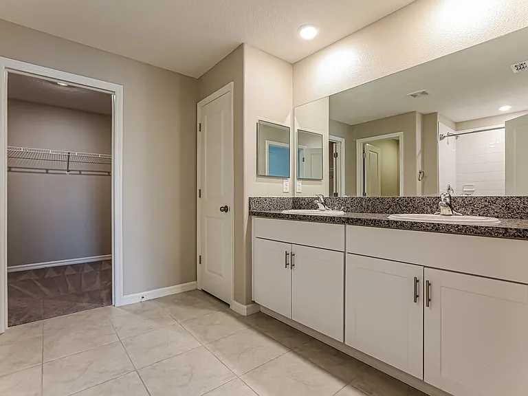 1411 Golden Glow Dr — Photo 10