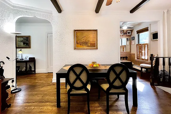 Sold by RealTegrity NY LLC | media 28