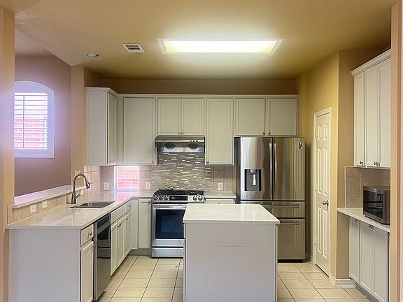 4th image of 7470 Danbridge Ln