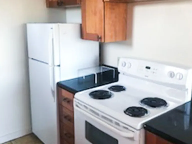 6408 Phinney - Located at the top of Phinney Ridge — Photo 18