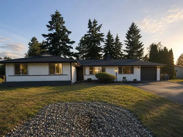 11614 Pawnee Dr SW, Tacoma, WA 98499
