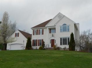 14 Cortland Dr, Hudson, MA 01749