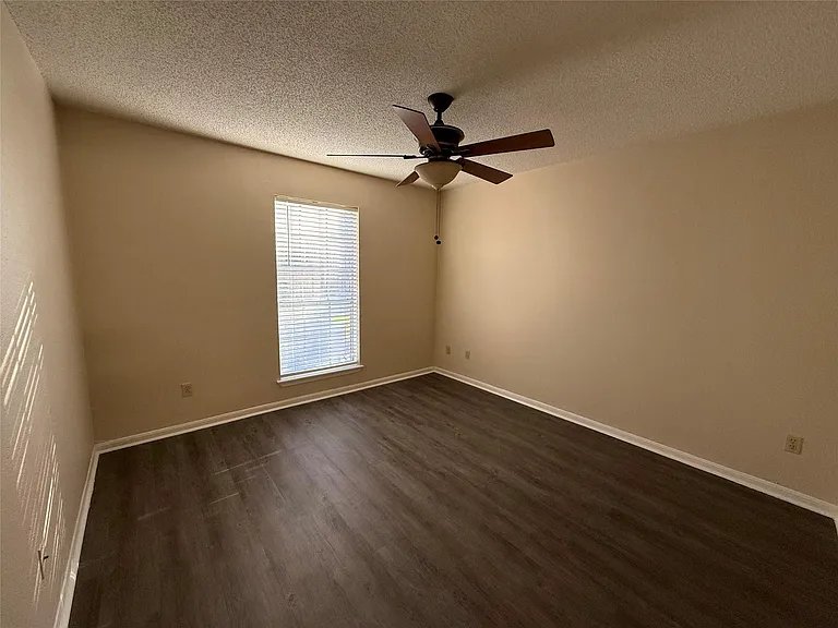2120 El Paseo St #2406 — Photo 13