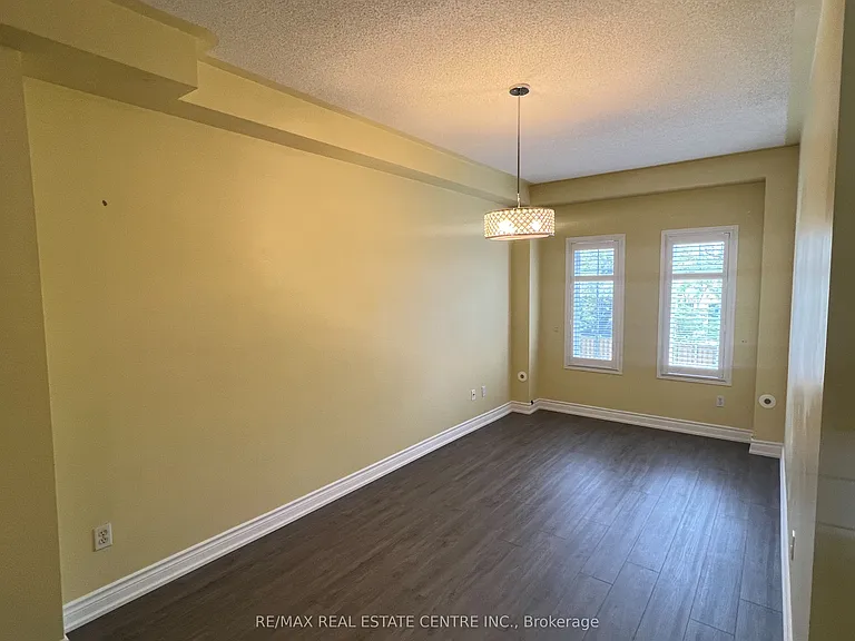 435 Hensall Cir #178 — Photo 4