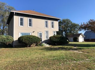 1382 290th St, Hiawatha, KS 66434