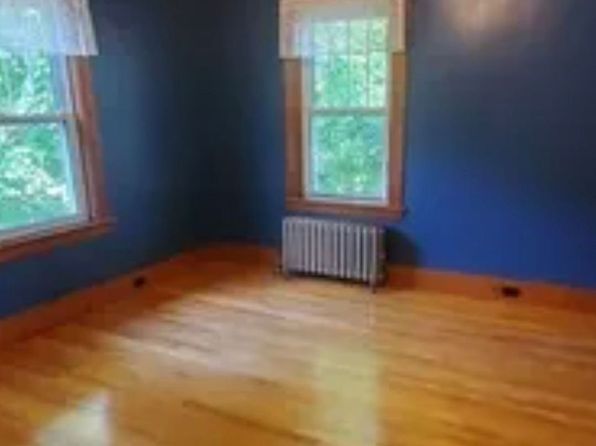 126 Lincoln Ave #1