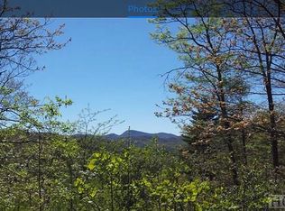 22 E Ridge Rd, Cashiers, NC 28717