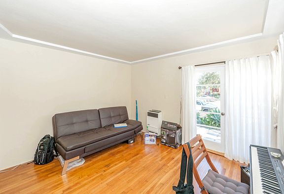 4th image of 4350 35th St