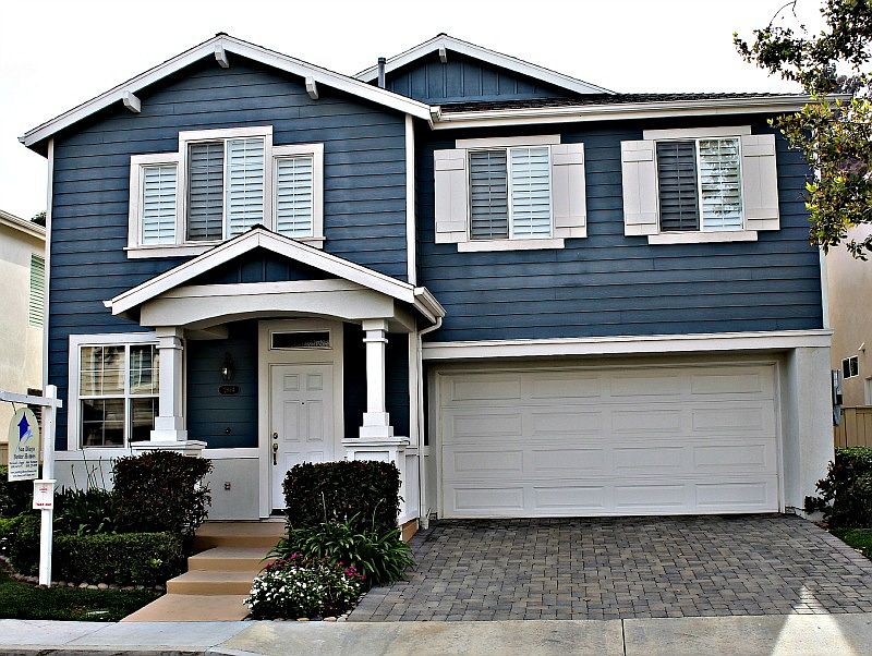 1st image of 2864 W Canyon Ave