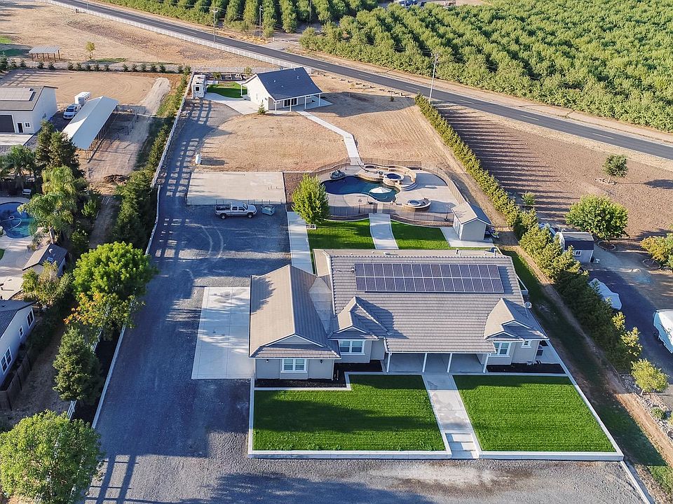 1st image of 30763 Tressa Ln