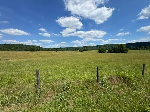 TRACT 6 N #L, Horse Cave, KY 42749