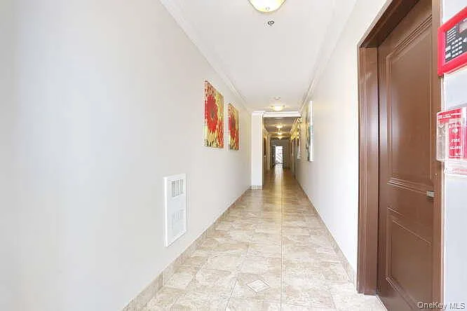 21 E Central Ave #302 — Photo 6