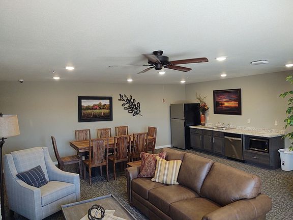 3rd image of 1201 Enterprise Dr E #2B-1Ba-957Sqft