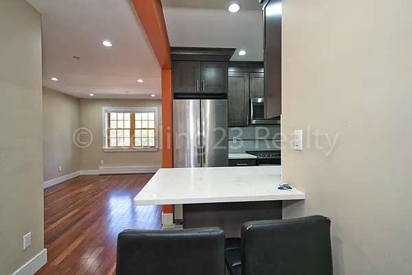 Rented by Sterling Realty Solution Inc | media 7