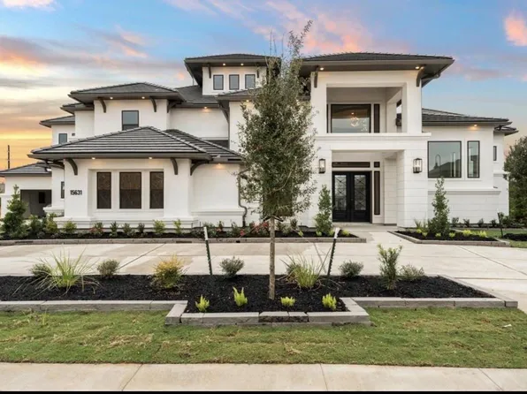 5011 Mariposa Cir, Fresno, TX 77545