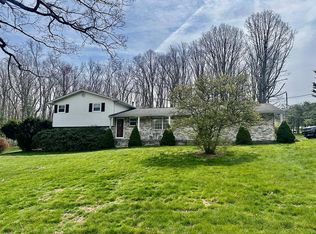 341 Division St, Shady Spring, WV 25918