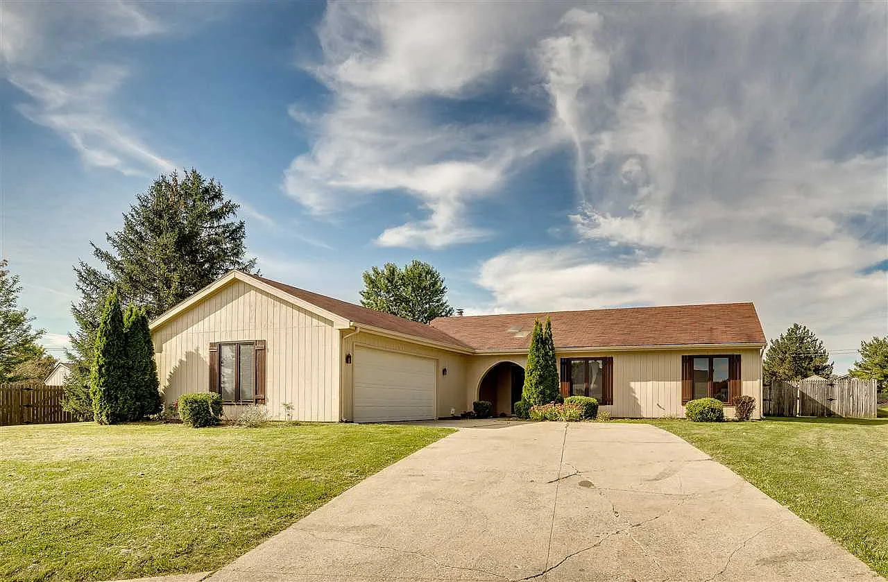 10511 Richmond Dr photo 1