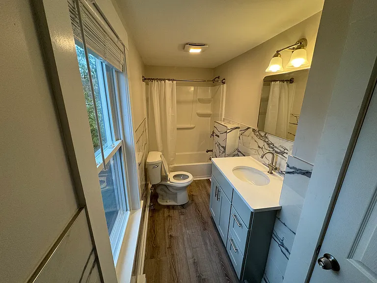 34 Sycamore St #2 — Photo 6