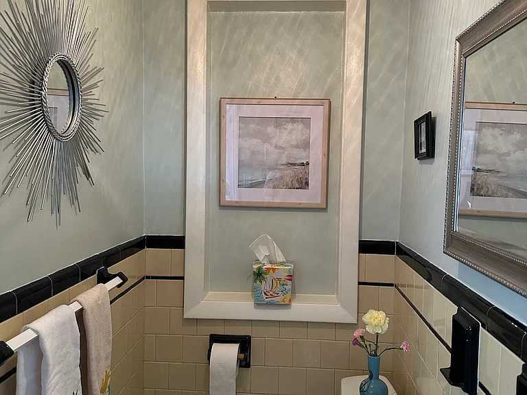 Primrose Dr — Photo 8