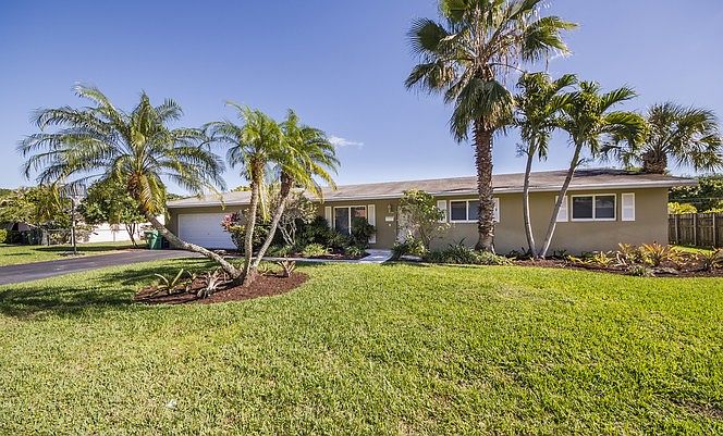 1st image of 13721 SW 84th Ave