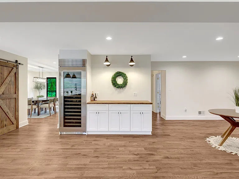 10904 Belgravia Ct — Photo 14