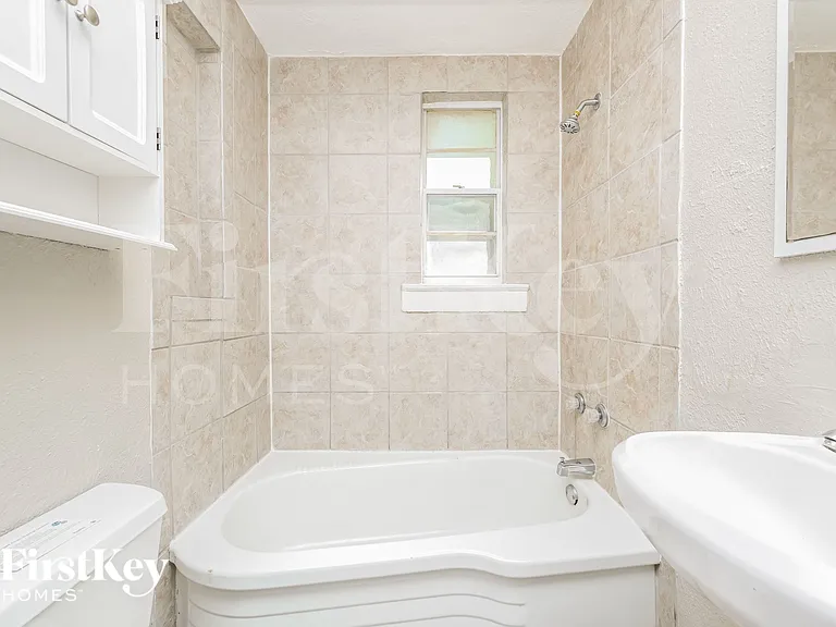 7309 N Dartmouth Ave — Photo 14