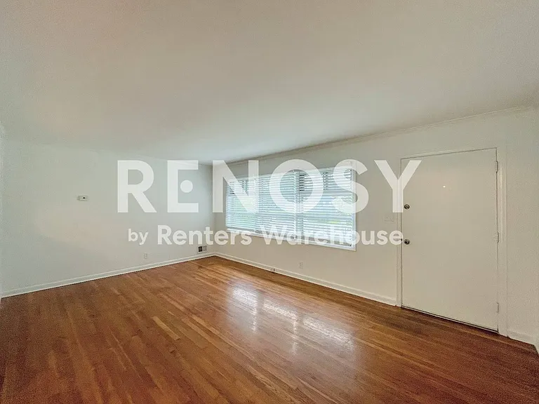 1509 Sagewood Dr — Photo 3